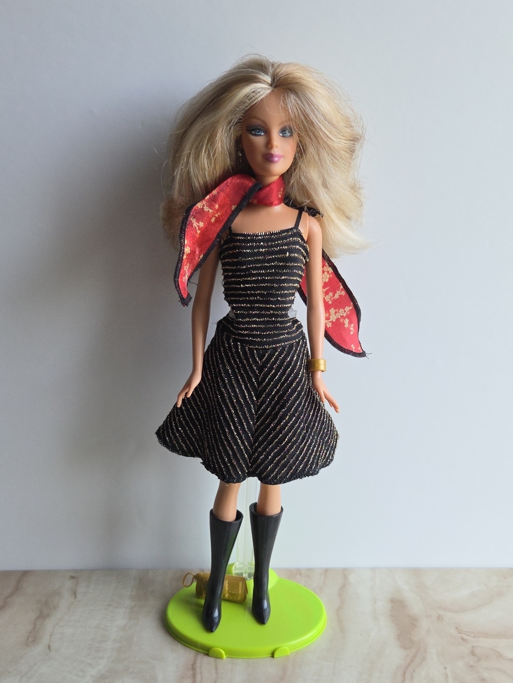 Barbie Fashion Fever Black And Gold Striped Dress 2004 Complete Mattel